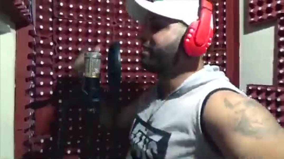 La Jorobita -  Rayan Flow Oficial